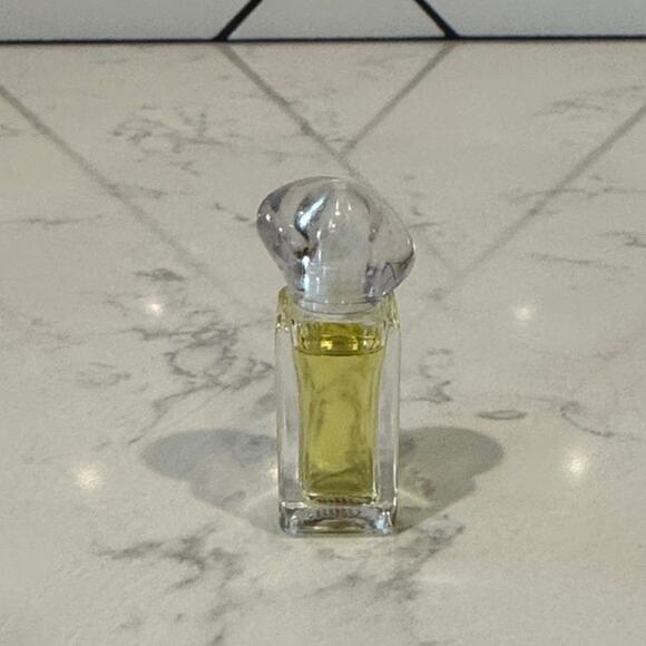 Avon miniature vintage bottle of Avon ALWAYS Eau De Parfum Splash 4ml floral - Picture 1 of 4